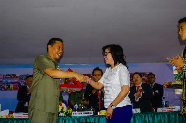 20 M Dialokasikan Untuk Pendidikan di Kota Tomohon